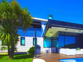 Belvilla by OYO Villa Catro Faros